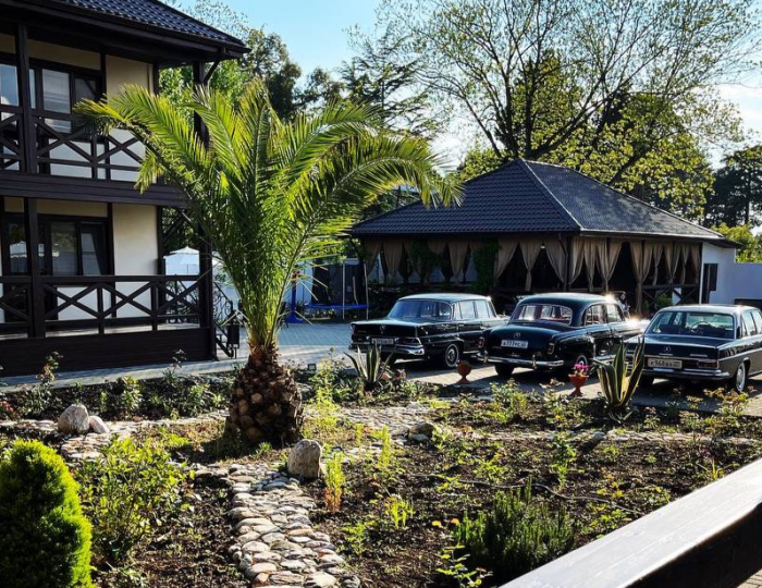 Отель «Три Павлина» Гагра