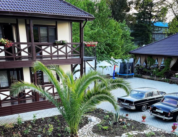 Отель «Три Павлина» Гагра