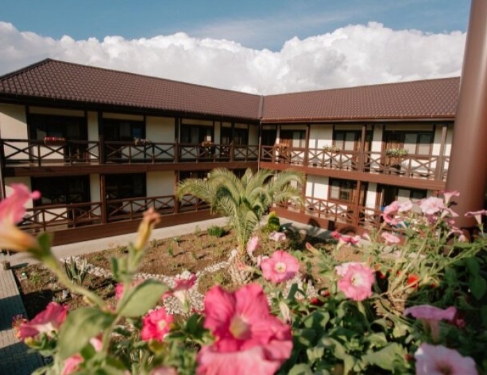 Отель «Три Павлина» Гагра