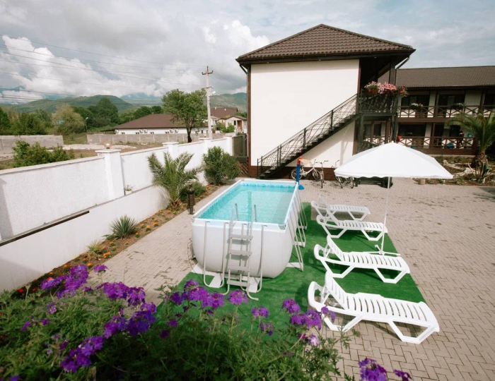 Услуги и развлечения - Отель «Три Павлина» Гагра