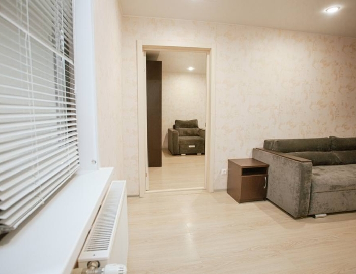 Люкс 4-местный 2-комнатный люкс - Отель «Три Павлина» Гагра